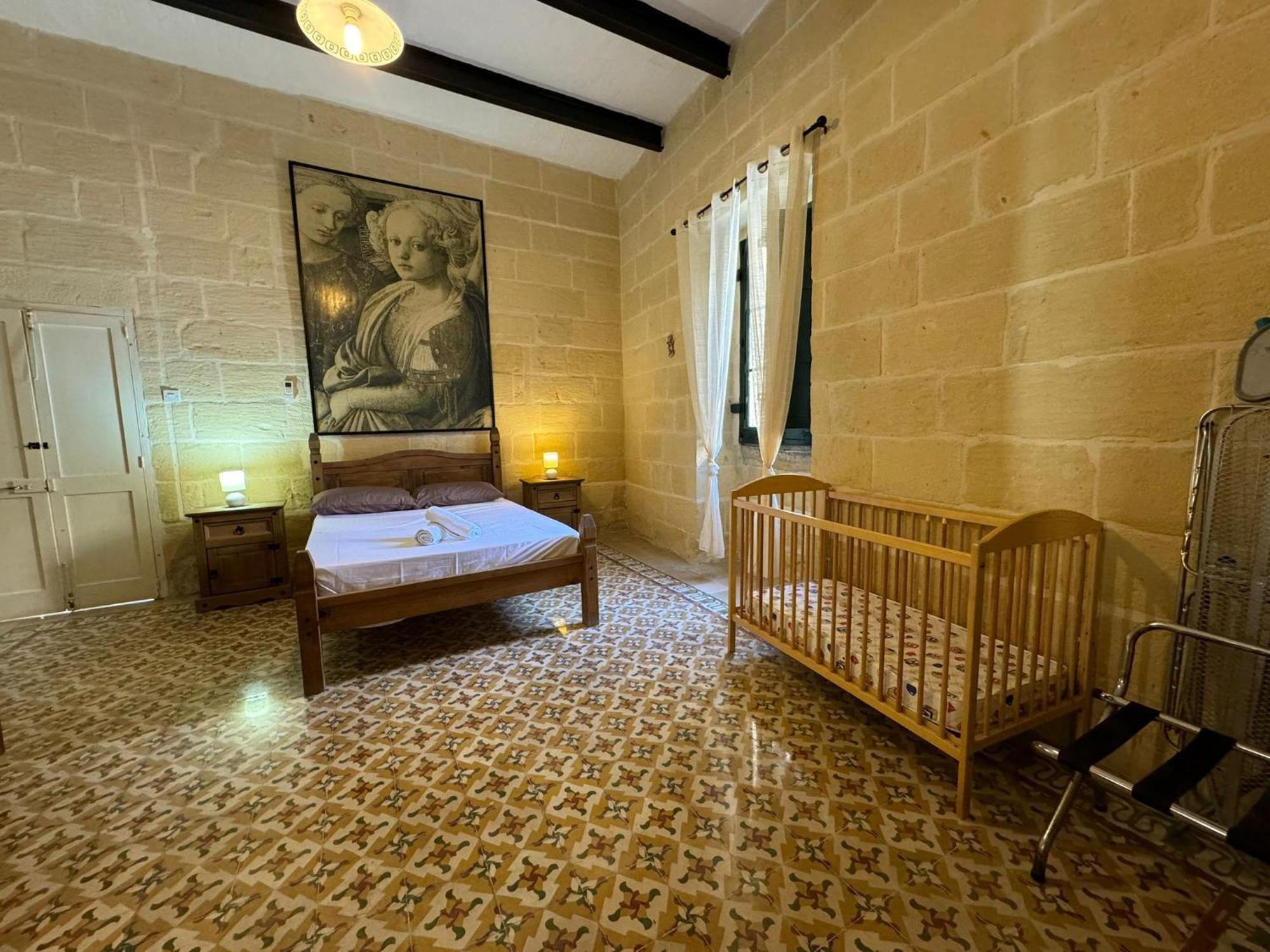 Tal-Kaptan Guest House Victoria Luaran gambar
