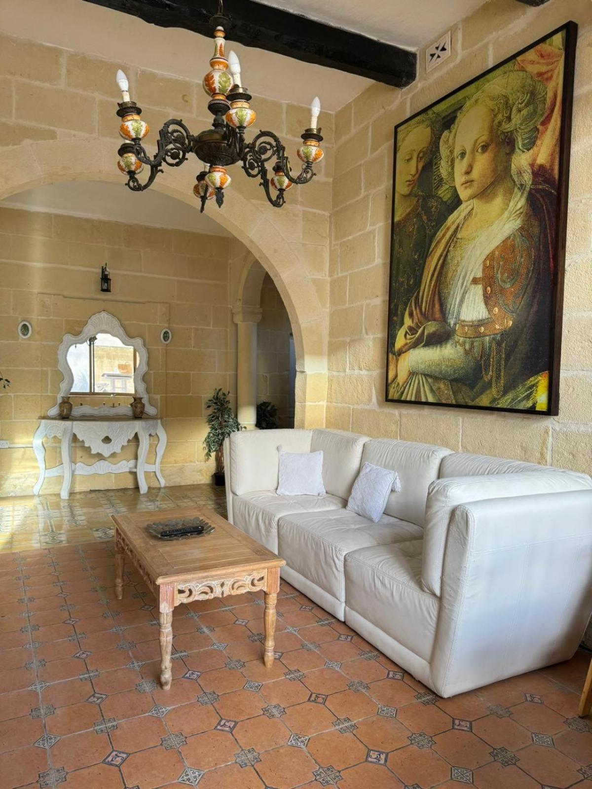 Tal-Kaptan Guest House Victoria Luaran gambar